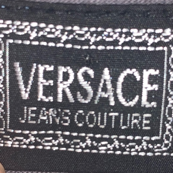VINTAGE VERSACE TSHIRT - Picture 2 of 2